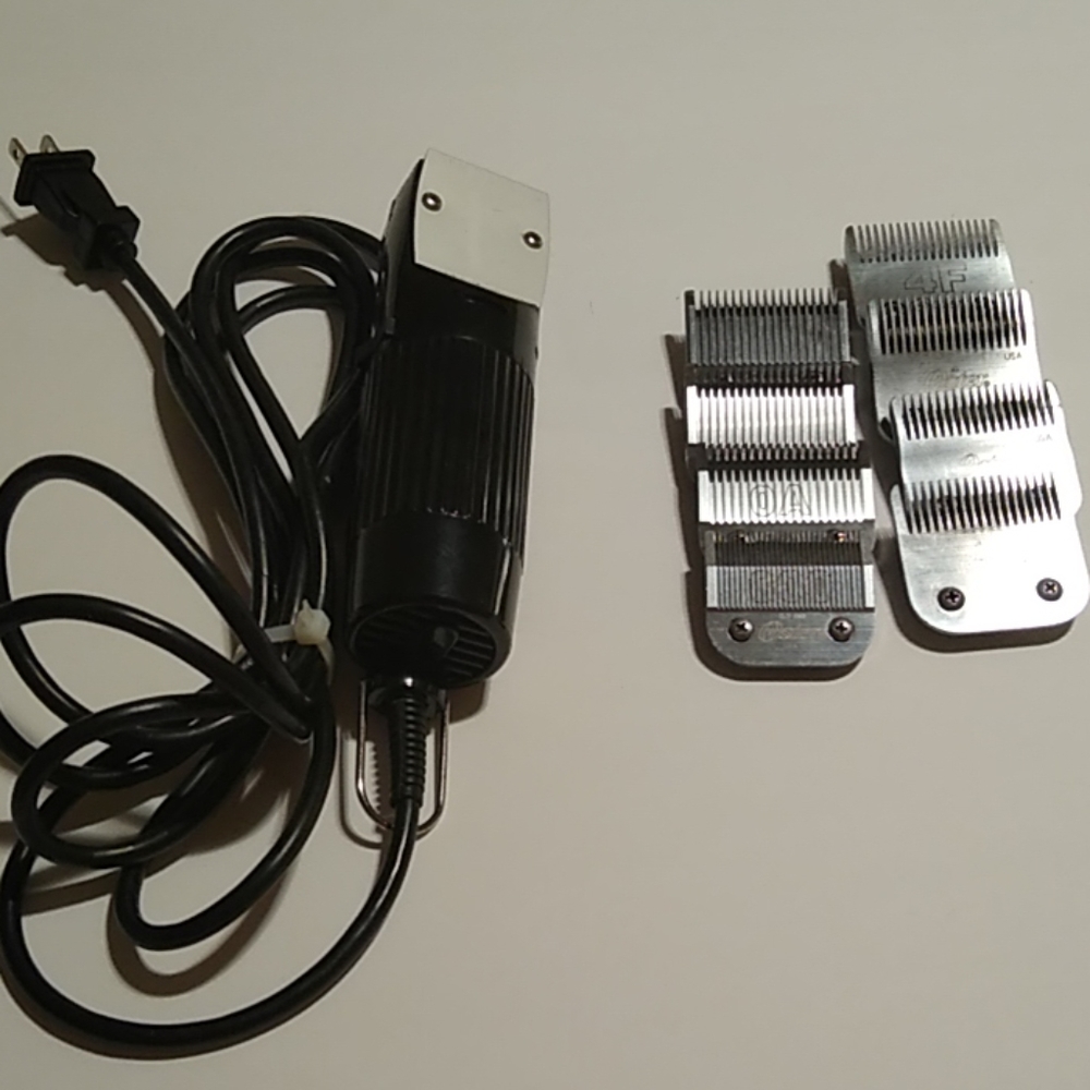 Oster clippers & set of blades